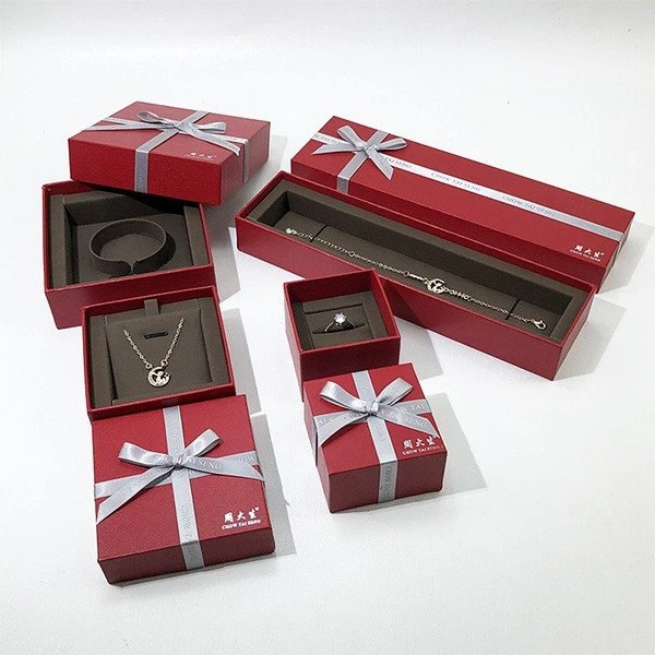 cardboard jewelry boxes